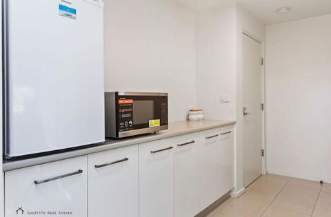 Apollo Blue Oceanview Unit 1- B Free WIFI - Foster Accommodation 3