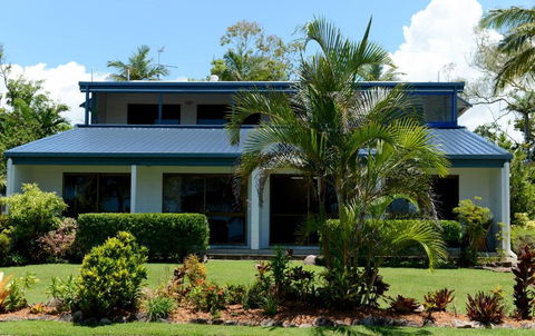 Apollo Jewel Beachfront Apartments - Foster Accommodation 0