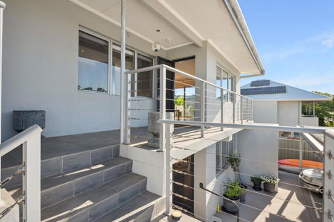 Applecross Riverside Apt - Foster Accommodation 4