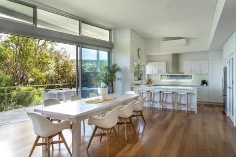 Apricus I Private Properties - Foster Accommodation 4