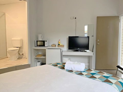 Aqua Blue Motel - Foster Accommodation 2