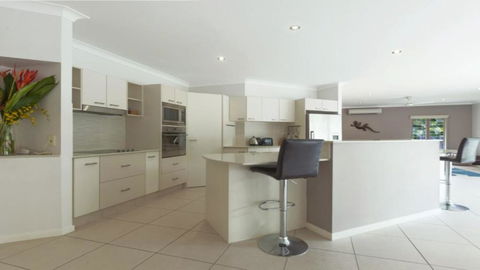 Aqua - Pecten Port Douglas - Foster Accommodation 4