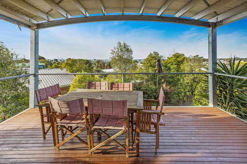 Aqua Vista - Foster Accommodation 0
