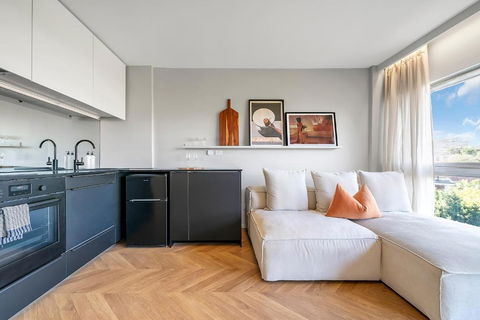 Aquarius - Luxe Inner City Abode - Foster Accommodation 0