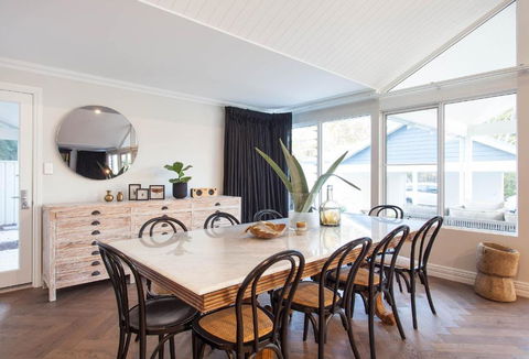 Aquila I Private Properties - Foster Accommodation 3