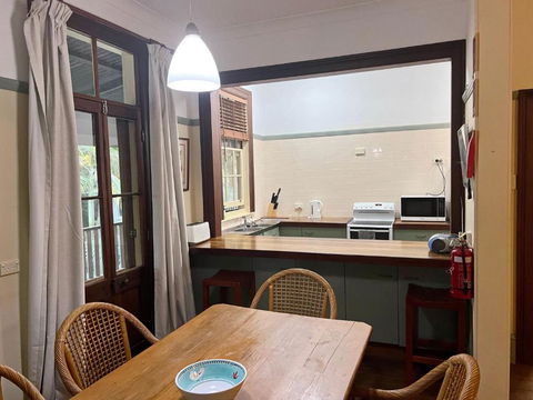Arakoon House 4 - Bring Your Own Linen - Foster Accommodation 3