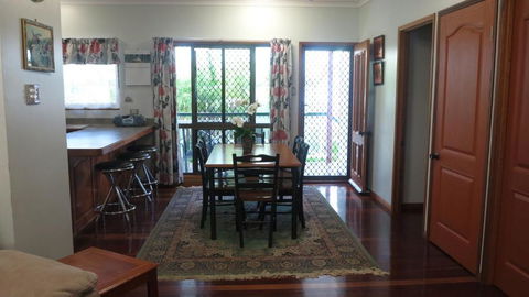 Arcadia Gardens - Foster Accommodation 4