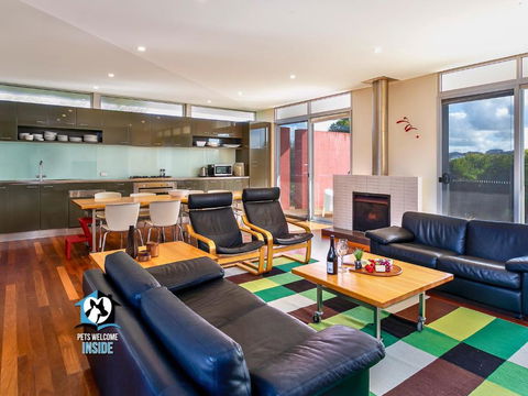 Architect Designed House Nestled In The Dunes - Foster Accommodation 0