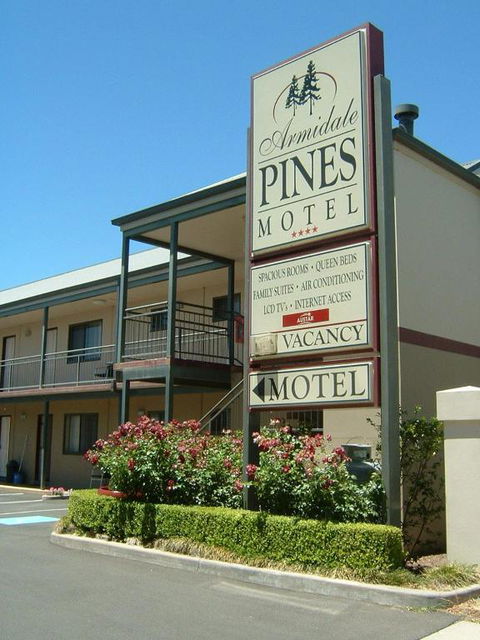 Armidale Pines Motel - Foster Accommodation 0