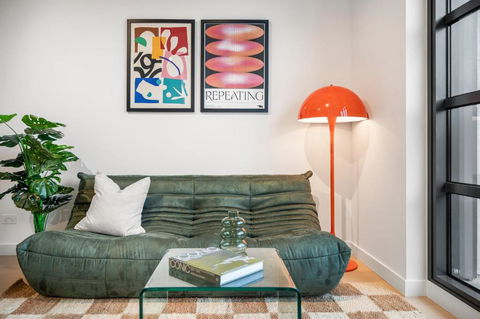 Art Deco - Collingwood Hideaway - Foster Accommodation 0