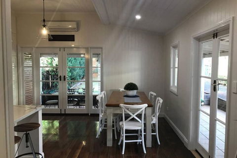 Ashbrooke Cottage - Foster Accommodation 1