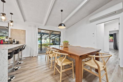 Ashwood Alpine House - Foster Accommodation 1