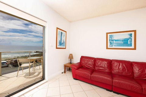 At The Beach, Debra Court Unit 5 - Foster Accommodation 2