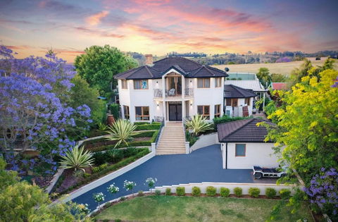 Aussie Escape Poolside Comfort And Relaxation - Foster Accommodation 0