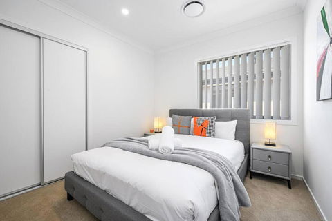 Austral Mordern House 10ppl - Foster Accommodation 4