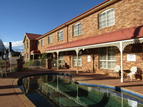 Australian Heritage Motor Inn - Foster Accommodation 0