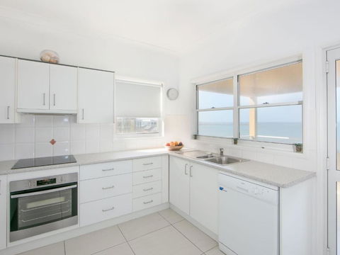 Avalon 3 - Foster Accommodation 4