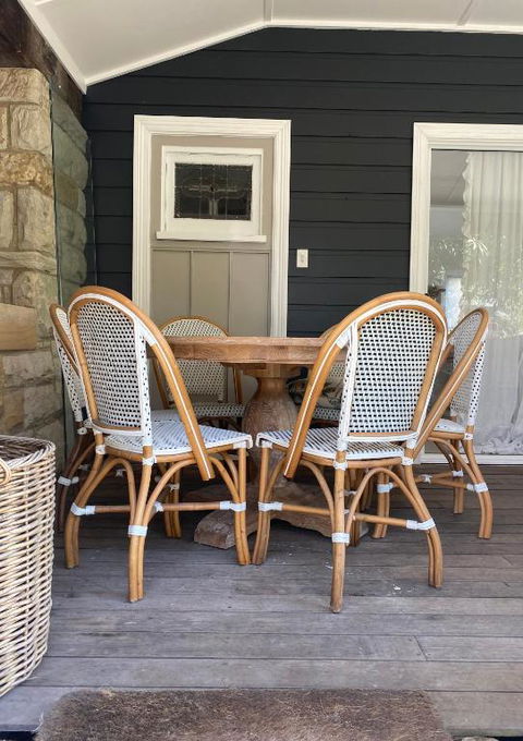 Avalon Beach Cottage- The Islander - Foster Accommodation 1