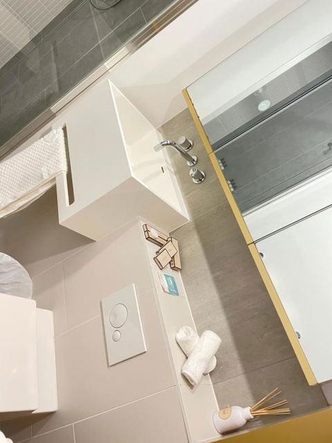 Avant - Foster Accommodation 1