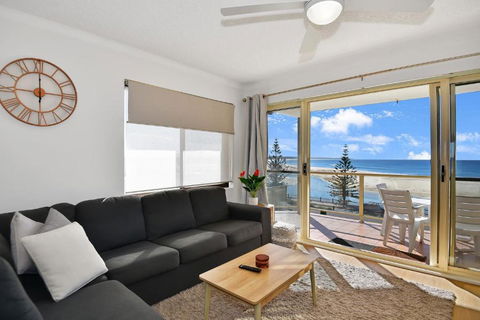 Avilla Court Stunning Views - Foster Accommodation 0
