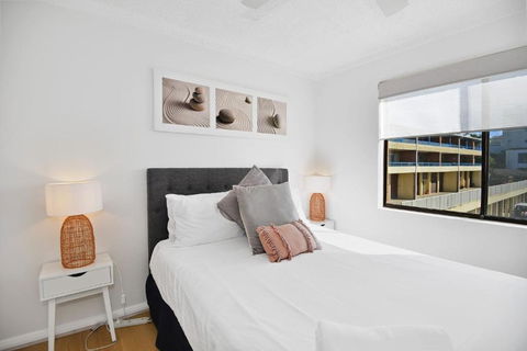 Avilla Court Stunning Views - Foster Accommodation 1