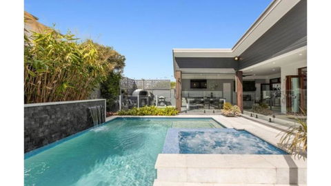 Avoca Beach Retreat - Foster Accommodation 0