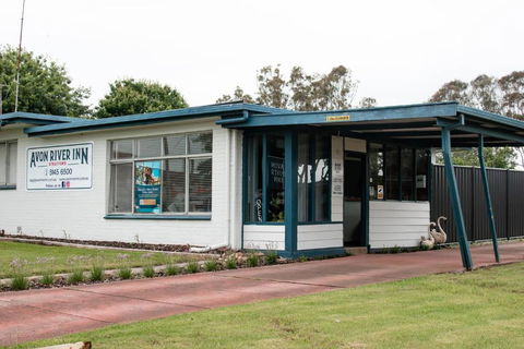 Avon River Inn - Foster Accommodation 2