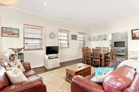 Avondale 7 Cashmore Street - Foster Accommodation 3