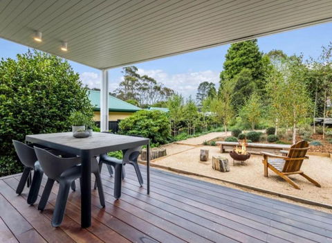 Ayla Cottage - Cosy Escape - Foster Accommodation 2