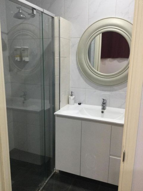 Ayrline Motel - Foster Accommodation 2