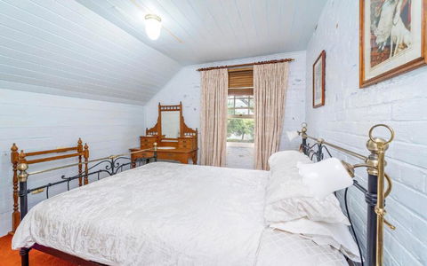 Azile 1875 Heritage Victorian Duplex - Foster Accommodation 1