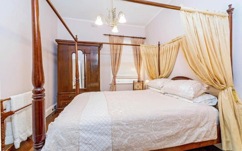 Azile 1875 Heritage Victorian Duplex - Foster Accommodation 4