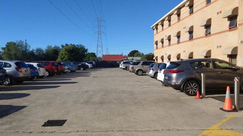 Arena Hotel (formerly Sleep Express Motel) - Foster Accommodation 2