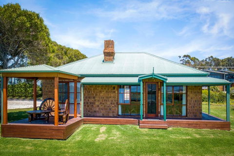 Apollo Bay Cottages- Sugarloaf - Foster Accommodation 2