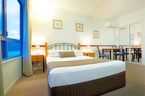 At Whitsunday Vista Holiday Apartments - Foster Accommodation 4