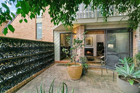 BARIS - Bariston Avenue Cremorne - Foster Accommodation 2