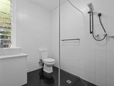 AZZURO POD HOTEL - Potts Point - Foster Accommodation 4
