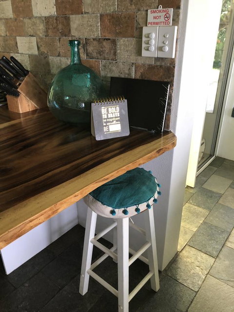 Cairns Beach House Our Oasis - Foster Accommodation 14