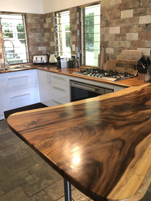 Cairns Beach House Our Oasis - Foster Accommodation 10