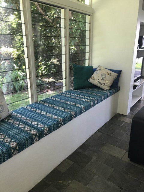 Cairns Beach House Our Oasis - Foster Accommodation 36