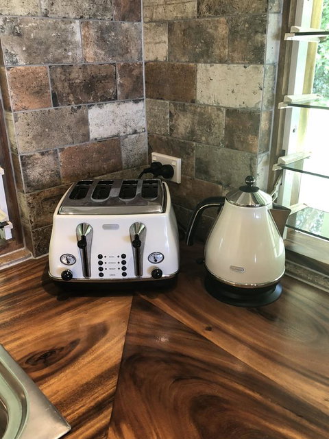 Cairns Beach House Our Oasis - Foster Accommodation 9