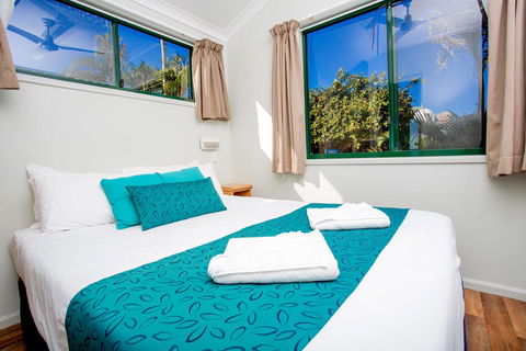 NRMA Bowen Beachfront Holiday Park - Foster Accommodation 12
