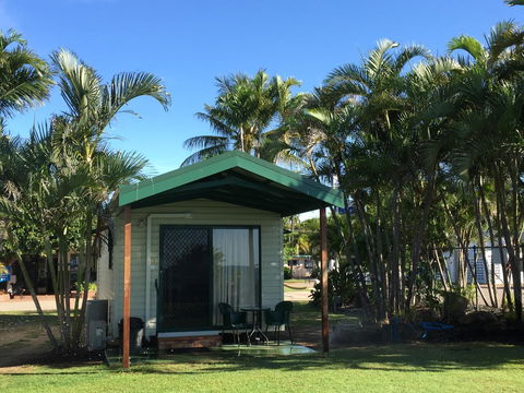 NRMA Bowen Beachfront Holiday Park - Foster Accommodation 11