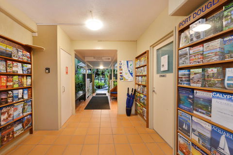 Port Douglas Apartments - Adults Only Oasis - Foster Accommodation 10
