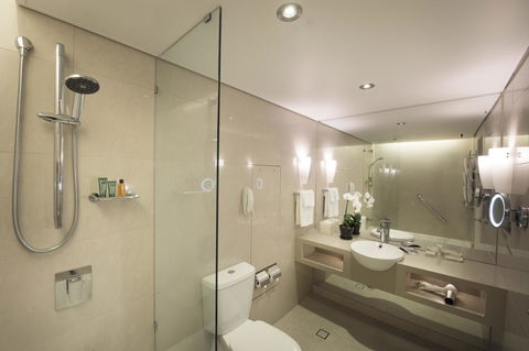 Hilton Cairns - Foster Accommodation 16