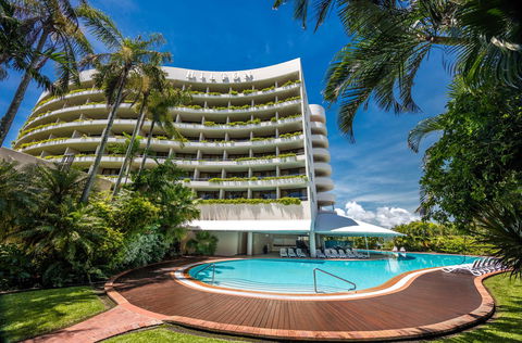 Hilton Cairns - Foster Accommodation 0