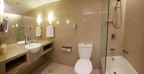 Hilton Cairns - Foster Accommodation 28