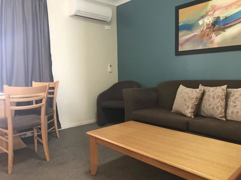 Villa Nova Motel - Foster Accommodation 15