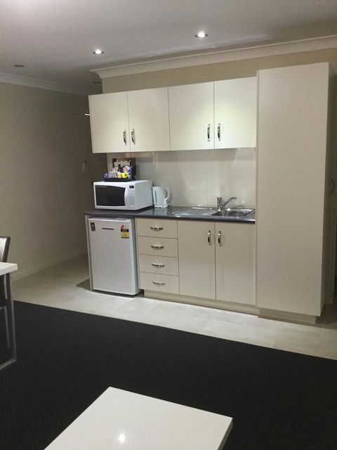 Villa Nova Motel - Foster Accommodation 6