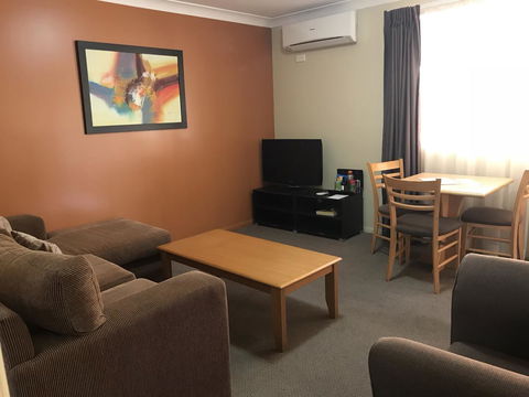 Villa Nova Motel - Foster Accommodation 14